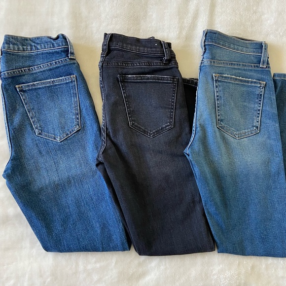 Three (3) Pairs Current Elliott Mid Rise Jeans 25 - Picture 2 of 9